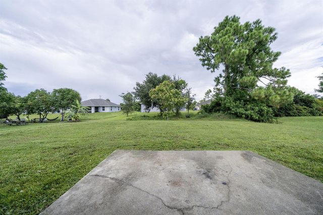 4306 11th Street SW, Lehigh Acres, FL 33976