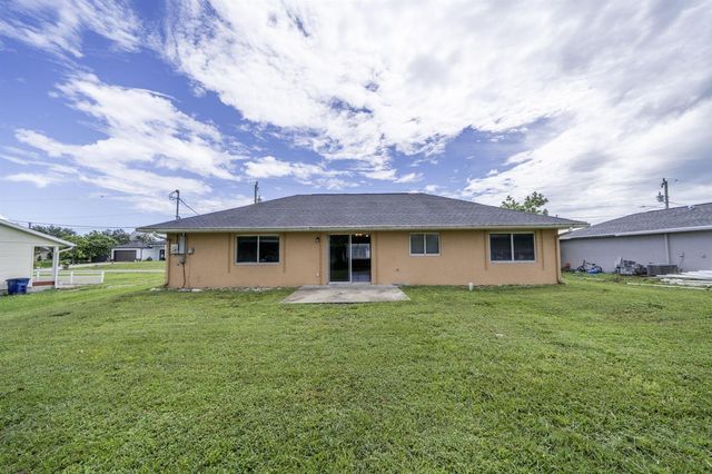 4306 11th Street SW, Lehigh Acres, FL 33976