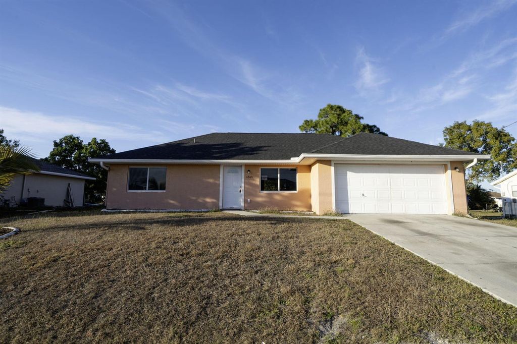 4306 11th Street SW, Lehigh Acres, FL 33976
