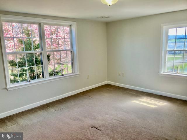 8 & 10 N KINZER RD, Kinzers, PA 17535