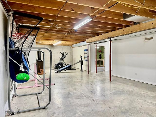 24752 200th Street, Maryville, MO 64468