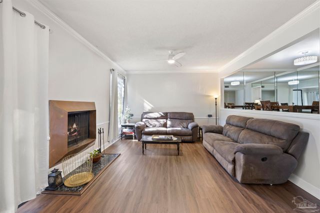 11 Hillbrook Way, Pensacola, FL 32503