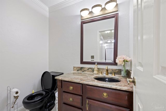 11 Hillbrook Way, Pensacola, FL 32503