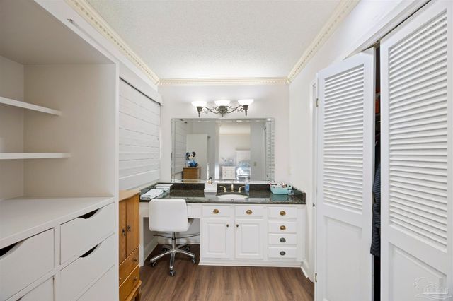 11 Hillbrook Way, Pensacola, FL 32503