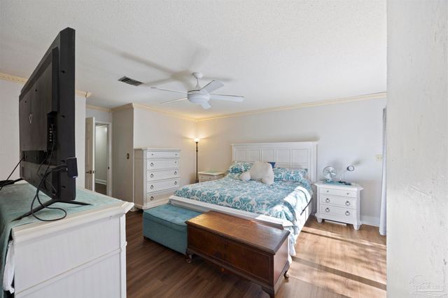 11 Hillbrook Way, Pensacola, FL 32503