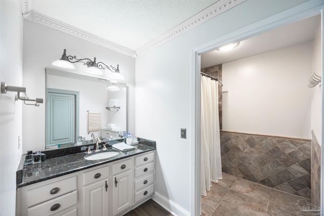 11 Hillbrook Way, Pensacola, FL 32503