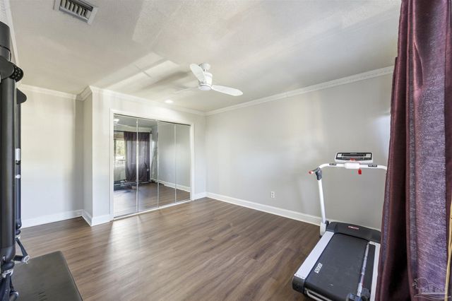 11 Hillbrook Way, Pensacola, FL 32503