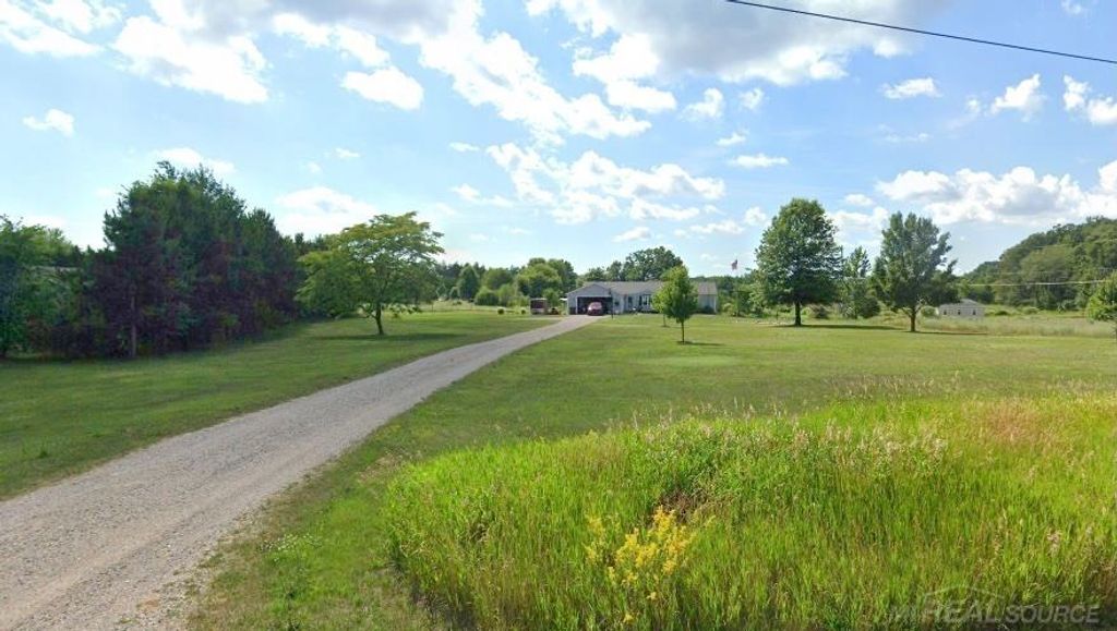 16445 Algoma Avenue, Solon Twp, MI 49319