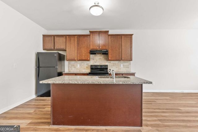 1931 Old Dogwood, Jonesboro, GA 30238