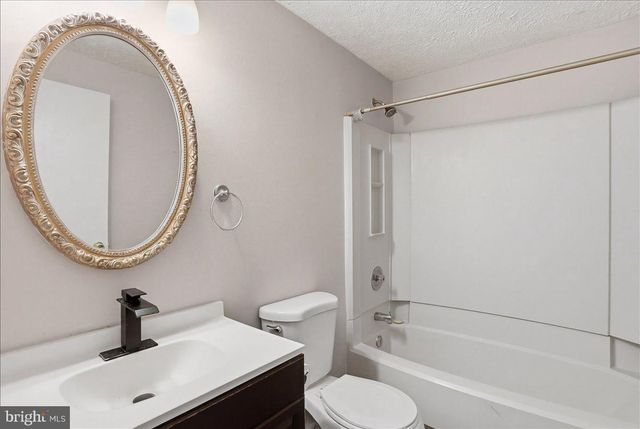 6734 FALLOW HILL CT, Frederick, MD 21703