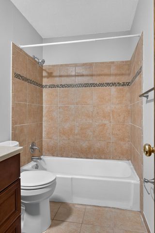 877 120th Avenue NW, Coon Rapids, MN 55448