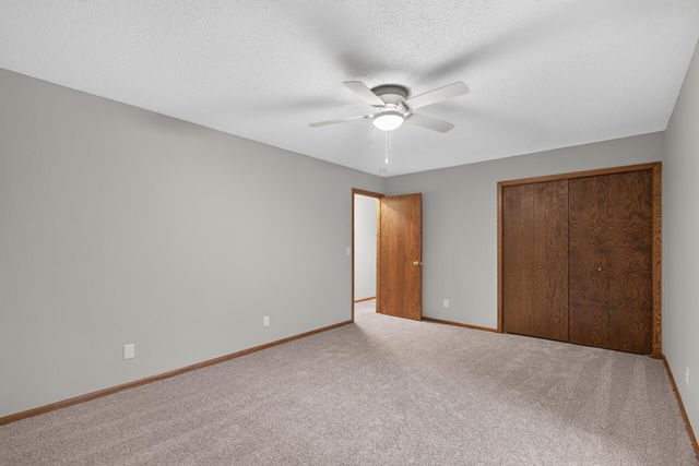877 120th Avenue NW, Coon Rapids, MN 55448