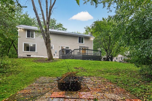 877 120th Avenue NW, Coon Rapids, MN 55448