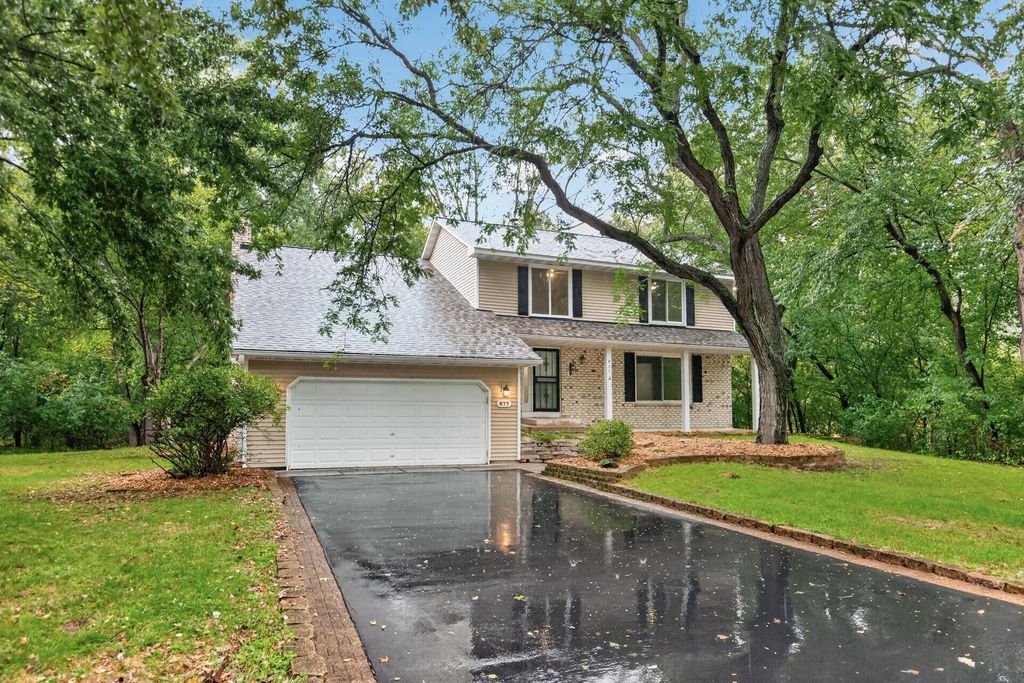 877 120th Avenue NW, Coon Rapids, MN 55448