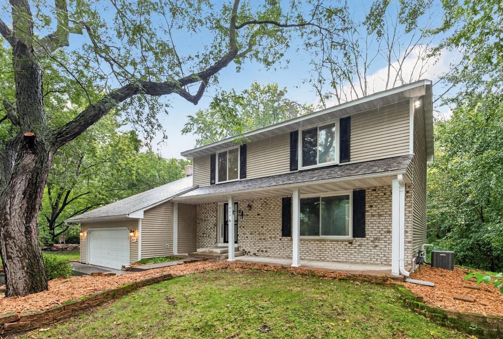 877 120th Avenue NW, Coon Rapids, MN 55448 — photo 2