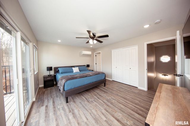 12147 Pebble Point Road, Marion, IL 62959