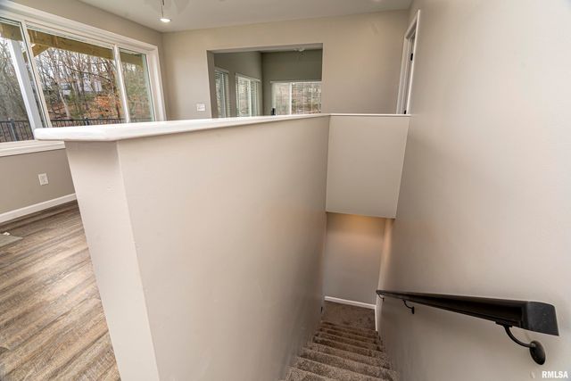 12147 Pebble Point Road, Marion, IL 62959