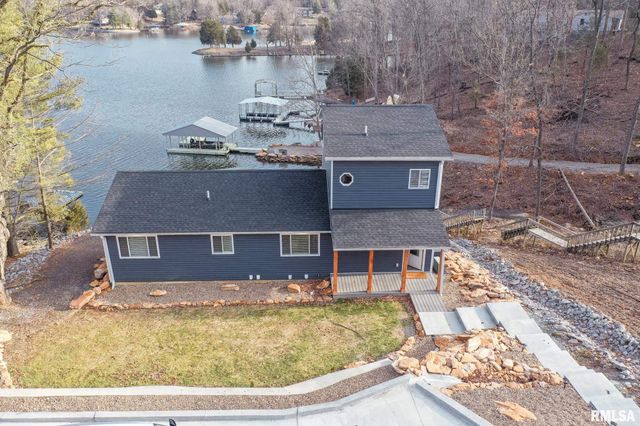 12147 Pebble Point Road, Marion, IL 62959