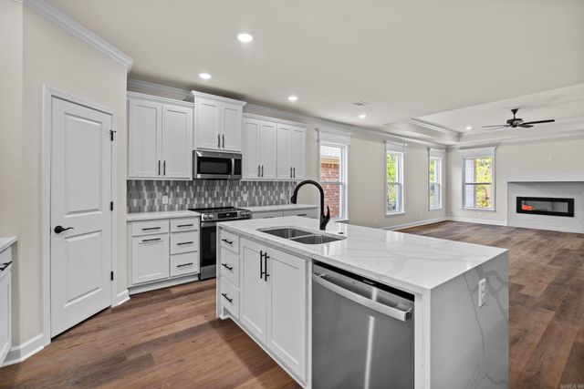 7216 Stonehenge Drive, Sherwood, AR 72120