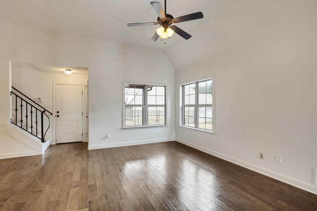 5260 SPRUCE VIEW WAY, Lakeland, TN 38002