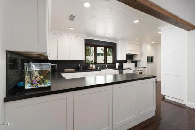 124 S Dunning Street, Ventura, CA 93003