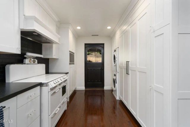 124 S Dunning Street, Ventura, CA 93003