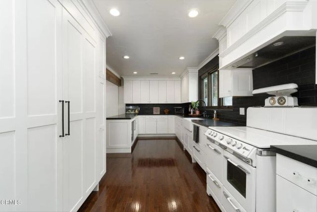 124 S Dunning Street, Ventura, CA 93003