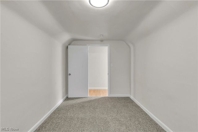 900 Eloise Drive, Cleveland Heights, OH 44112