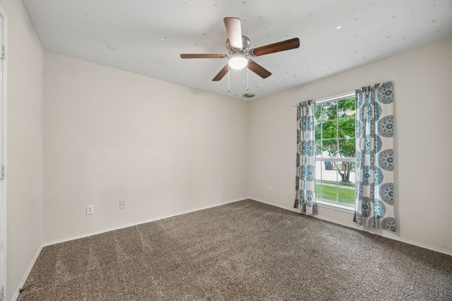 209 Meadow View Lane, Anna, TX 75409