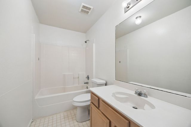 209 Meadow View Lane, Anna, TX 75409