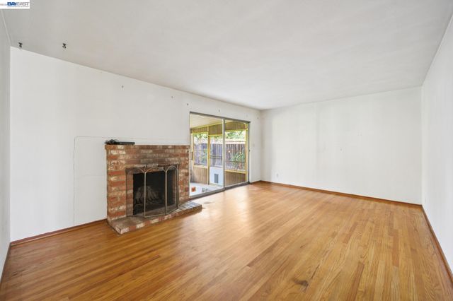 36113 La Salle Dr, Newark, CA 94560