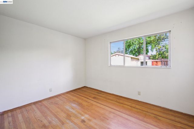 36113 La Salle Dr, Newark, CA 94560