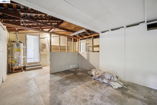 36113 La Salle Dr, Newark, CA 94560