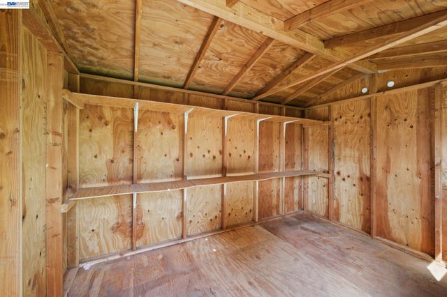 36113 La Salle Dr, Newark, CA 94560