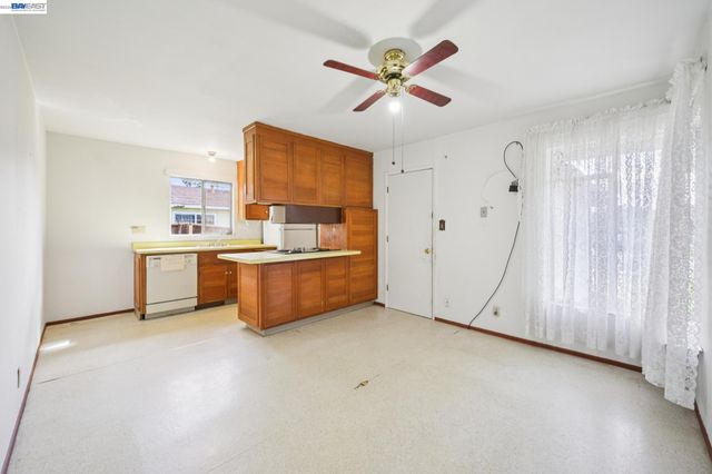 36113 La Salle Dr, Newark, CA 94560
