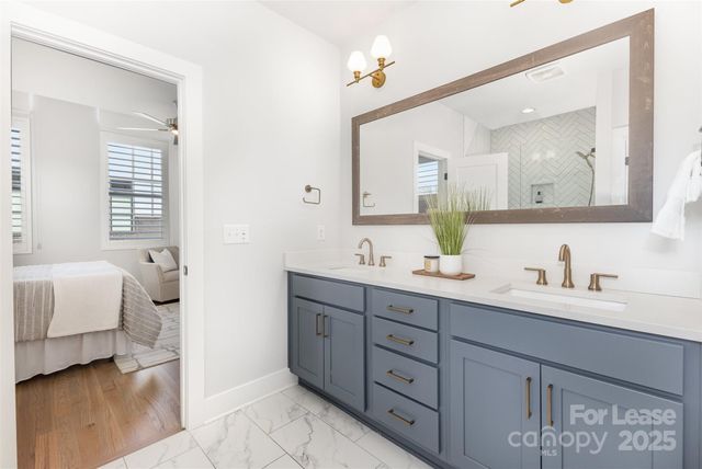 2523 Irwin Stream Road, Charlotte, NC 28208