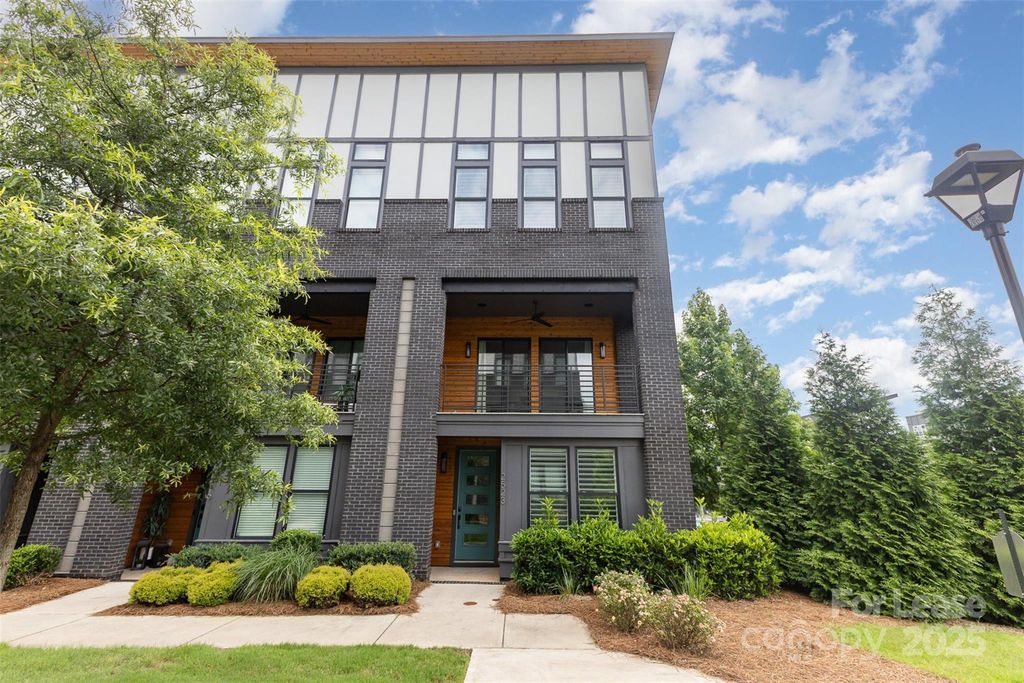 2523 Irwin Stream Road, Charlotte, NC 28208