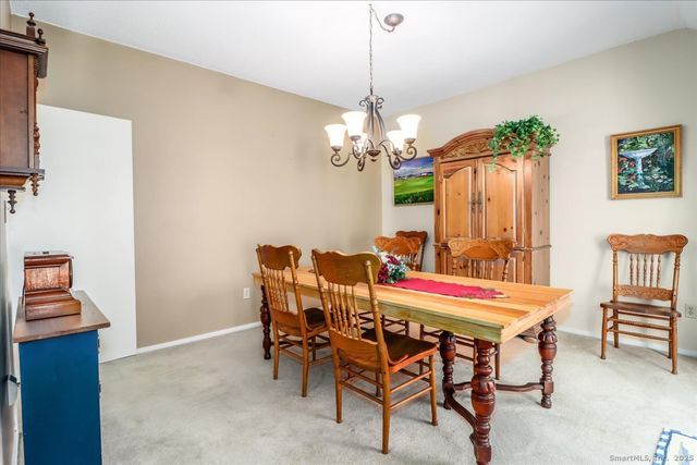 25 Heritage Crest C, Southbury, CT 06488