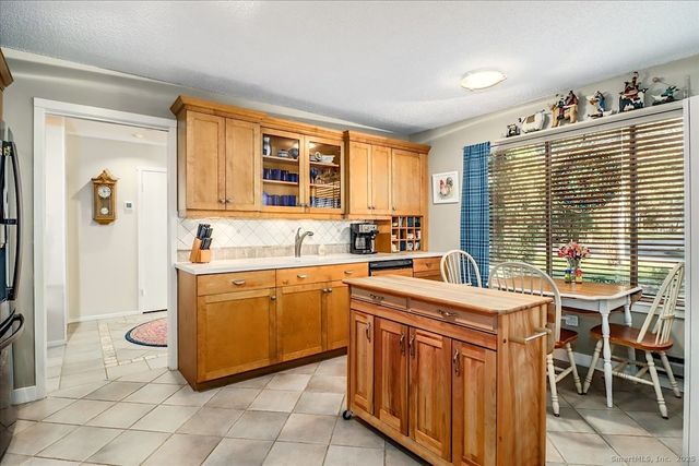 25 Heritage Crest C, Southbury, CT 06488