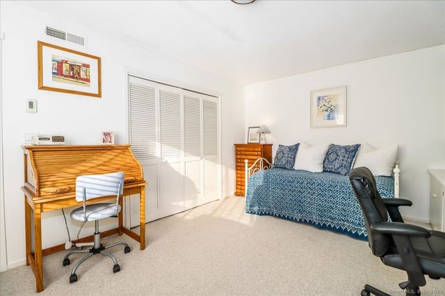 25 Heritage Crest C, Southbury, CT 06488