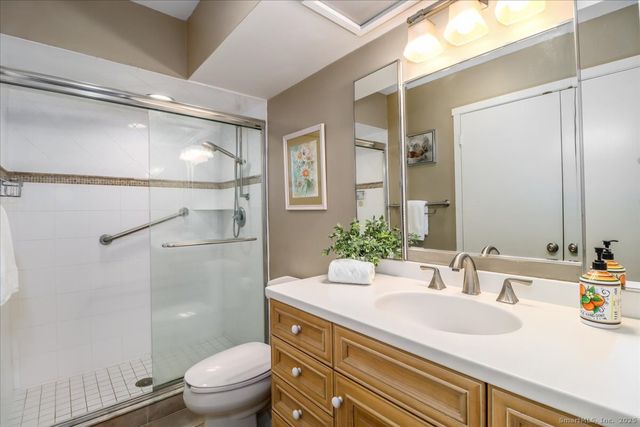 25 Heritage Crest C, Southbury, CT 06488