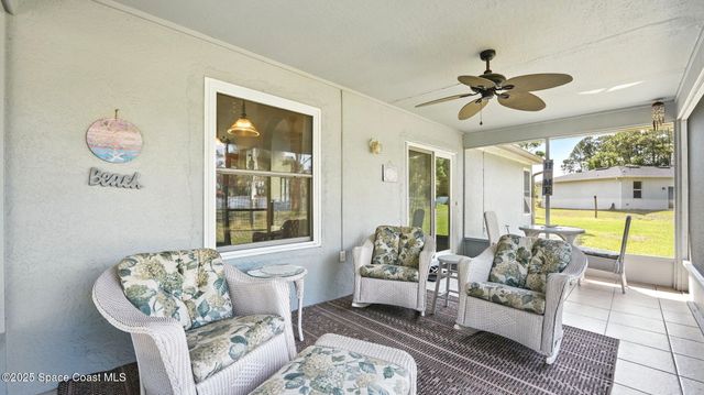 196 Delia Avenue NW, Palm Bay, FL 32907