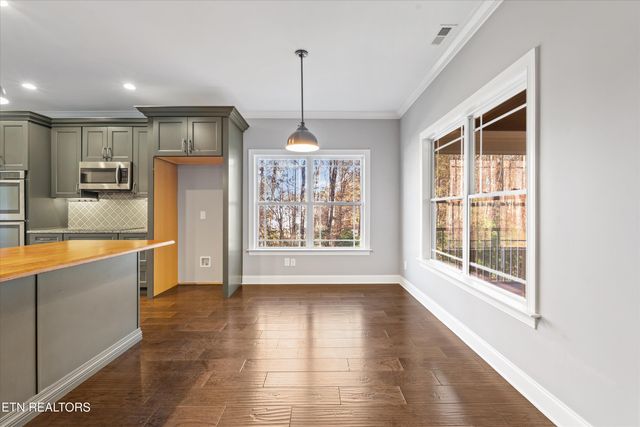 1059 Houston Springs Rd, Greenback, TN 37742