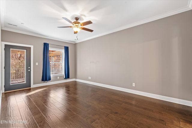 1059 Houston Springs Rd, Greenback, TN 37742