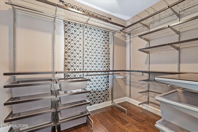 1059 Houston Springs Rd, Greenback, TN 37742