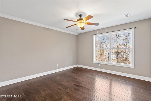 1059 Houston Springs Rd, Greenback, TN 37742