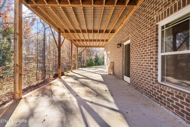 1059 Houston Springs Rd, Greenback, TN 37742