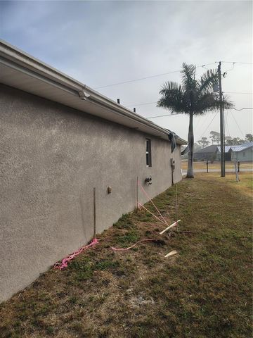 401 MALPELO AVENUE, Punta Gorda, FL 33983