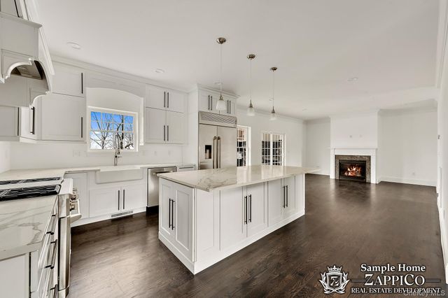 775 Linda Avenue, Thornwood, NY 10594