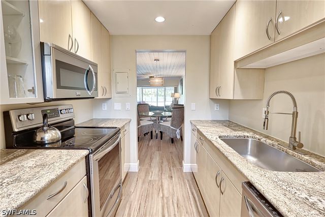 820 Ketch DR 3, Naples, FL 34103